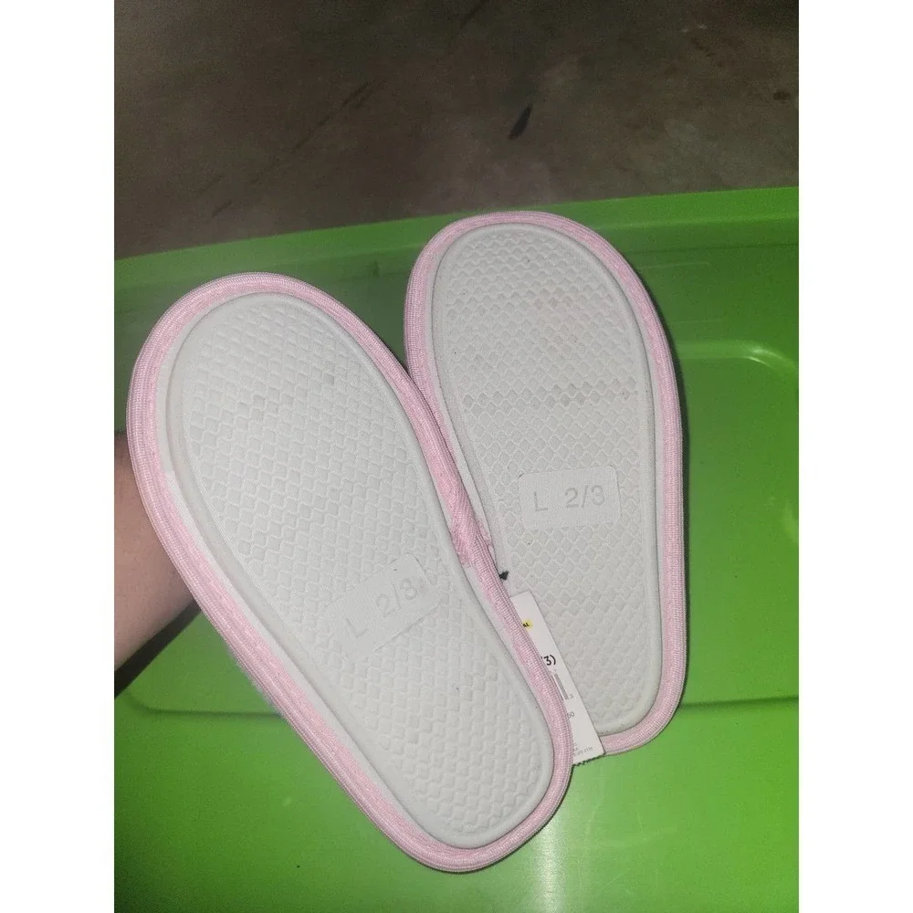 Girls rainbow fuzzy slippers 2/3